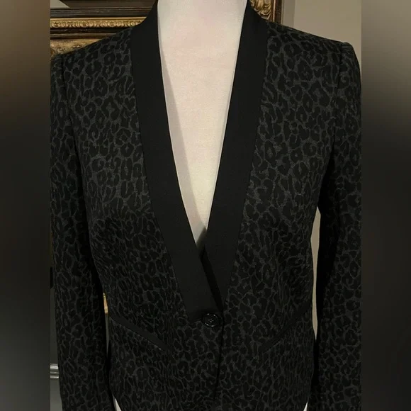 NWT ANN TAYLOR LOFT Black Leopard
Tuxedo Jacket Blazer Size 4 Petite Che… - Picture 3 of 12